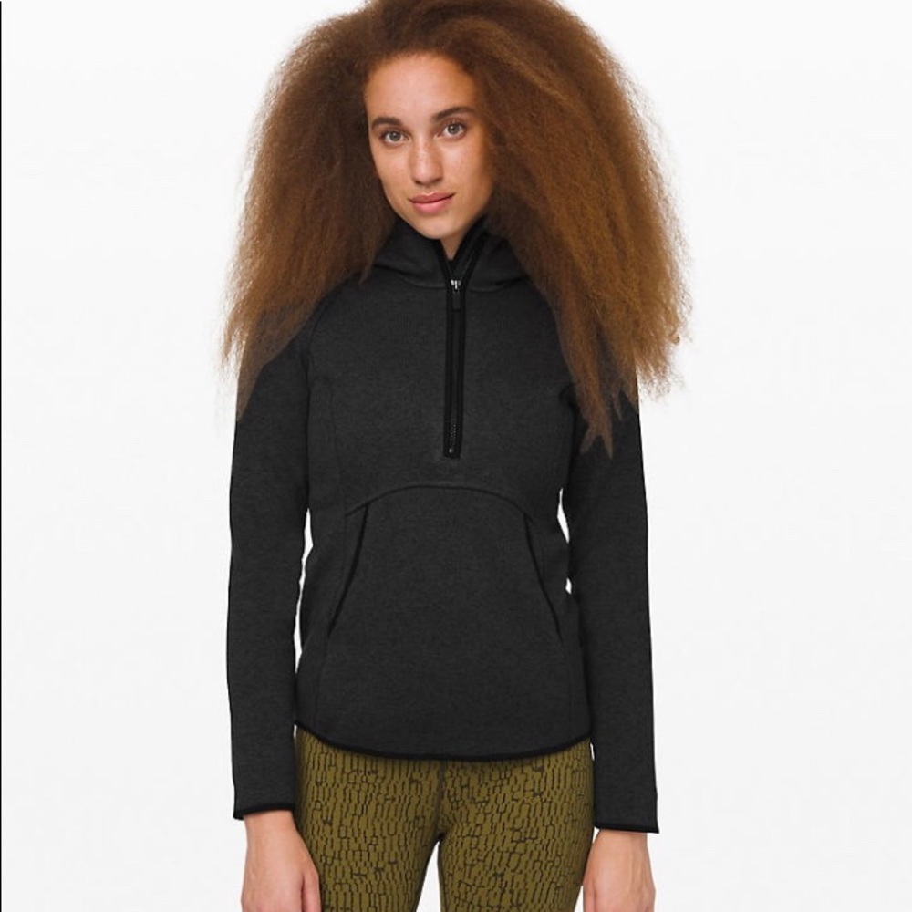 lululemon Fleece And Thank you Pullover size 6